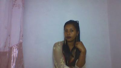 shimilaa live cam on Cam4