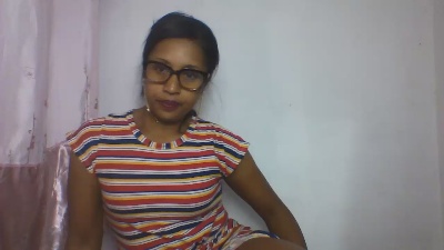 shimilaa live cam on Cam4