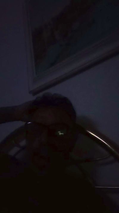 shinyg_hot live cam on Cam4