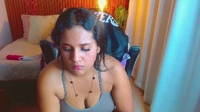 shirley_hottie live cam on Cam4