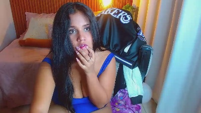 shirley_hottie live cam on Cam4