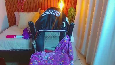 shirley_hottie live cam on Cam4