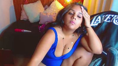 shirley_hottie live cam on Cam4