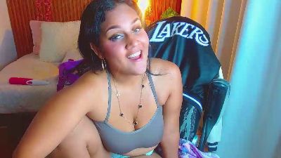 shirley_hottie live cam on Cam4
