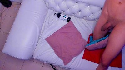 shyfantasies21 live cam on Cam4
