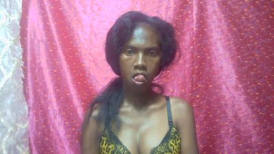 sidonie19 live cam on Cam4