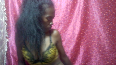 sidonie19 live cam on Cam4