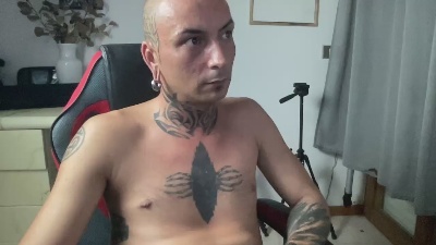 sidvicious23cm live cam on Cam4