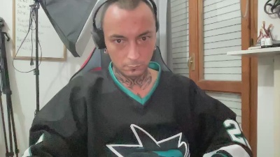 sidvicious23cm live cam on Cam4
