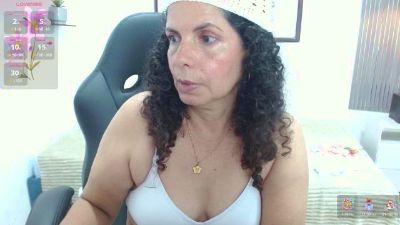 sila_bolum live cam on Cam4