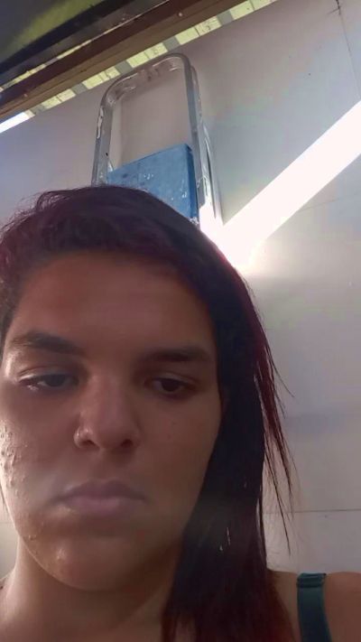 sillerzinha23 live cam on Cam4