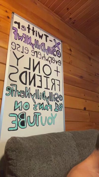 sillydillynewf live cam on Cam4