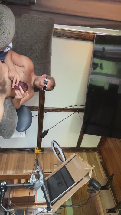 sillydillynewf live cam on Cam4
