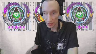 sillynerd live cam on Cam4