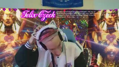 sillynerd live cam on Cam4