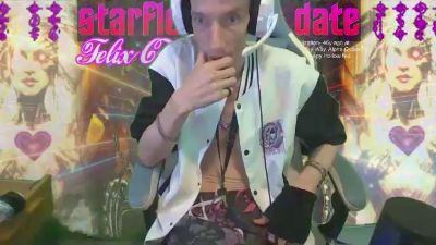 sillynerd live cam on Cam4