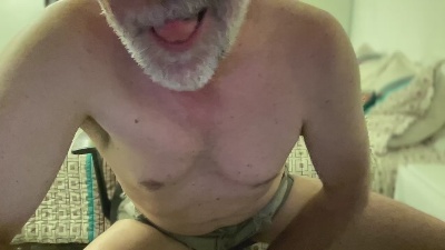 silverfoxmex live cam on Cam4