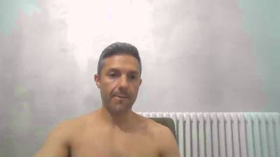 simojekyll3 live cam on Cam4