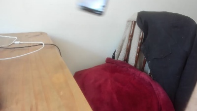 simon832 live cam on Cam4