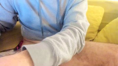 simon832 live cam on Cam4