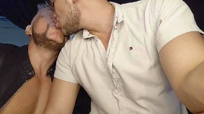 simon_and_dav1d live cam on Cam4