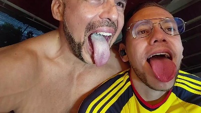 simon_and_dav1d live cam on Cam4