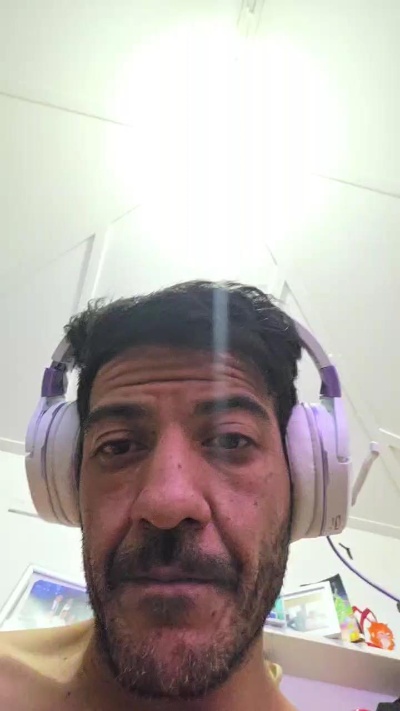 simraf live cam on Cam4