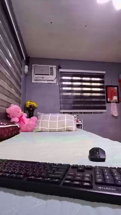 sinfullwife69 live cam on Cam4