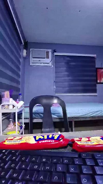 sinfullwife69 live cam on Cam4