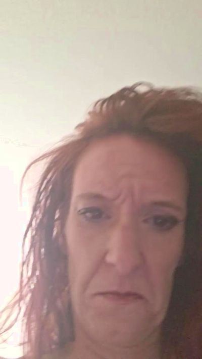 sinistersally live female webcam from United States