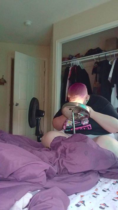 sinnabun420 live cam on Cam4