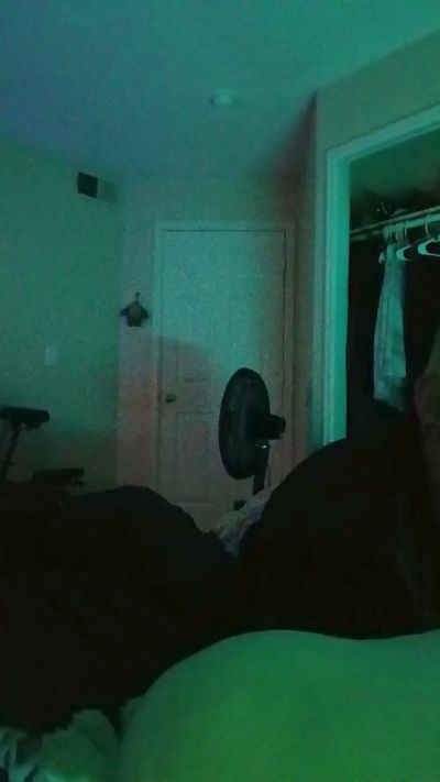 sinnabun420 live cam on Cam4