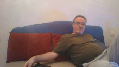 sirdon83 live cam on Cam4
