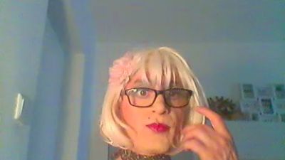 sissydoll live cam on Cam4