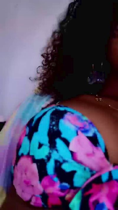 sistrafun live cam on Cam4