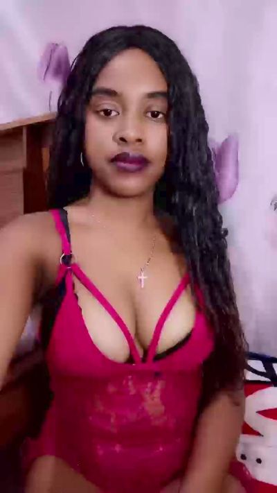 sistrafun live cam on Cam4