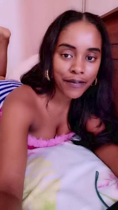 sistrafun live cam on Cam4
