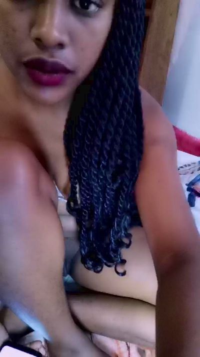 sistrafun live cam on Cam4