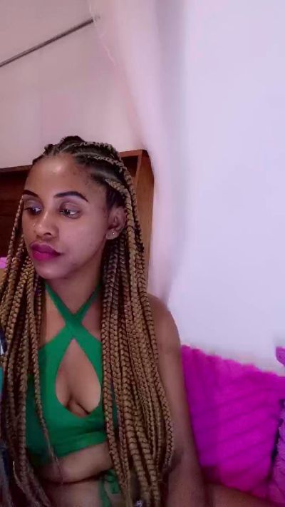 sistrafun live cam on Cam4