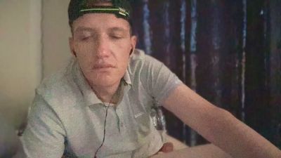 sjoe20 live cam on Cam4