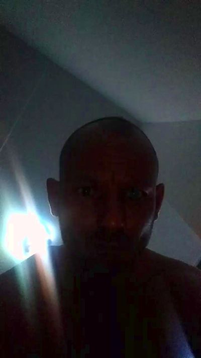 sjoiwo69 live cam on Cam4
