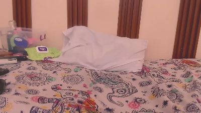skinny18cute live cam on Cam4