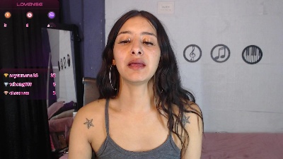 skinny_Yizz live cam on Cam4