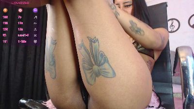 skinny_Yizz live cam on Cam4
