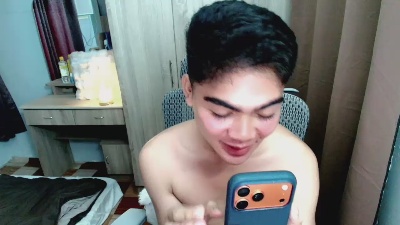 skinny_ken69 live cam on Cam4