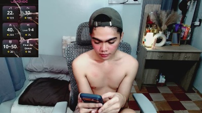 skinny_ken69 live cam on Cam4