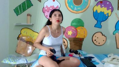 skinnykattylush live cam on Cam4