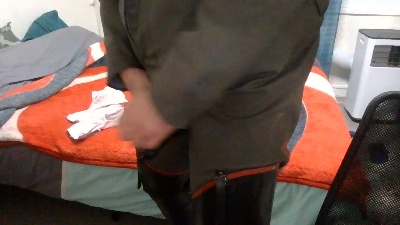skinrubber35 live cam on Cam4