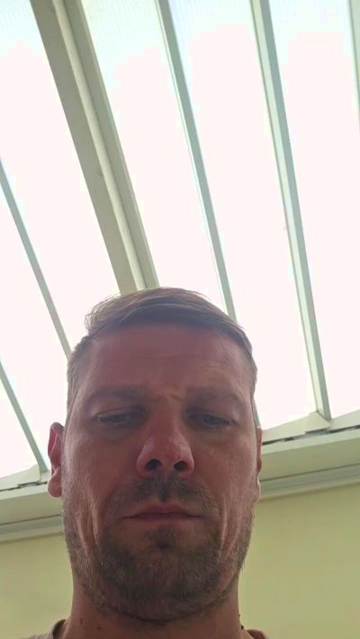 sklaveverheira1 live cam on Cam4