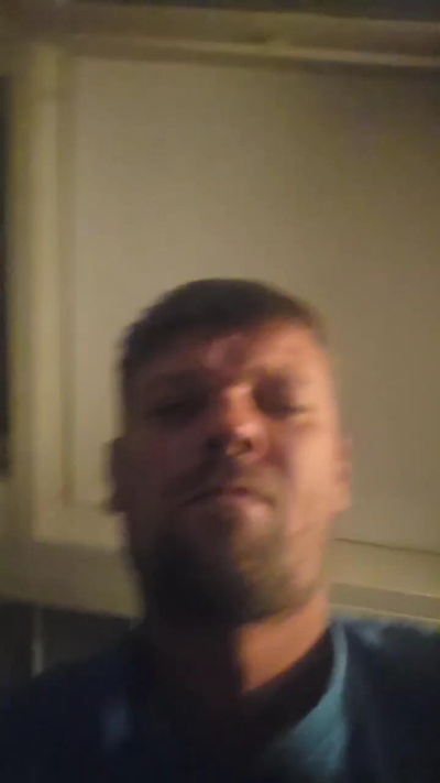 sklaveverheira1 live cam on Cam4